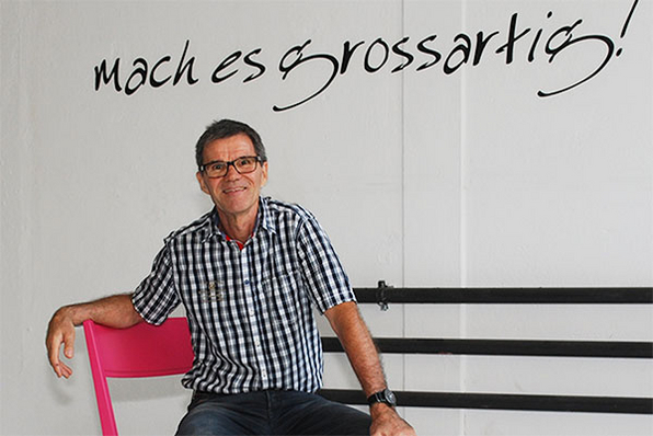 Marcel Kuriger der Gründer von DEIN.Design